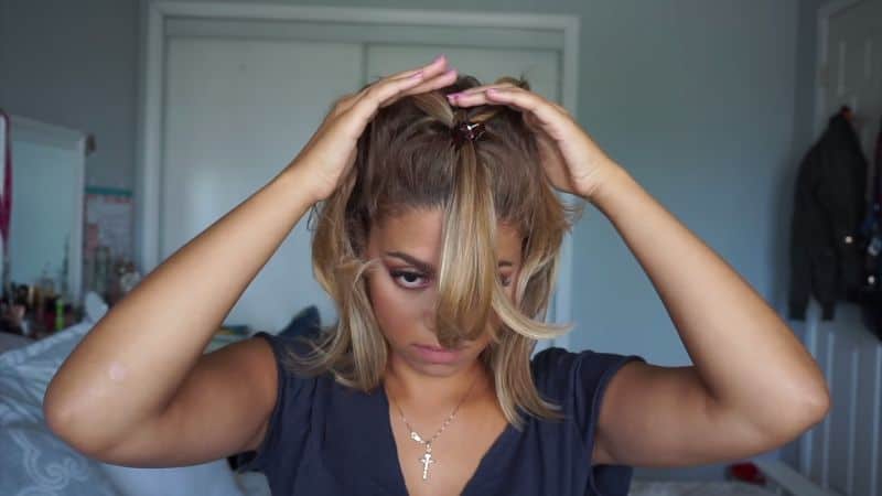 Pull-through Braid For Shoulder Length Hair - 3 medium length hairstyles to upgrade your look in less than 10 minutes - Todaywedate.com Pull-through Braid For Shoulder Length Hair - 3 medium length hairstyles to upgrade your look in less than 10 minutes - Todaywedate.com