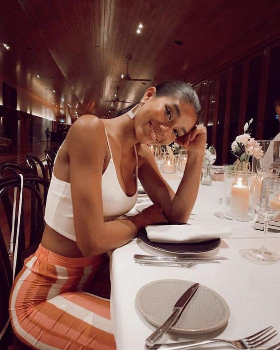 Sweet-and-chic-date-night-outfit-ideas-for-Valentines-Day-Todaywedate.com31 Sweet-and-chic-date-night-outfit-ideas-for-Valentines-Day-Todaywedate.com31