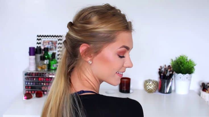 An-Elegant-no-braid-half-up-half-down-hairstyle​-7